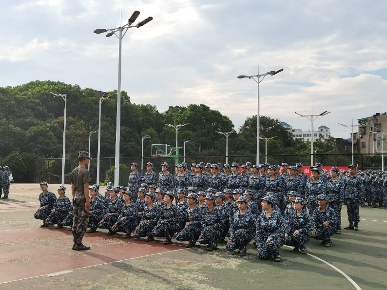 180f07a749a048eda93b5ee4310b6861.jpg 3.jpg