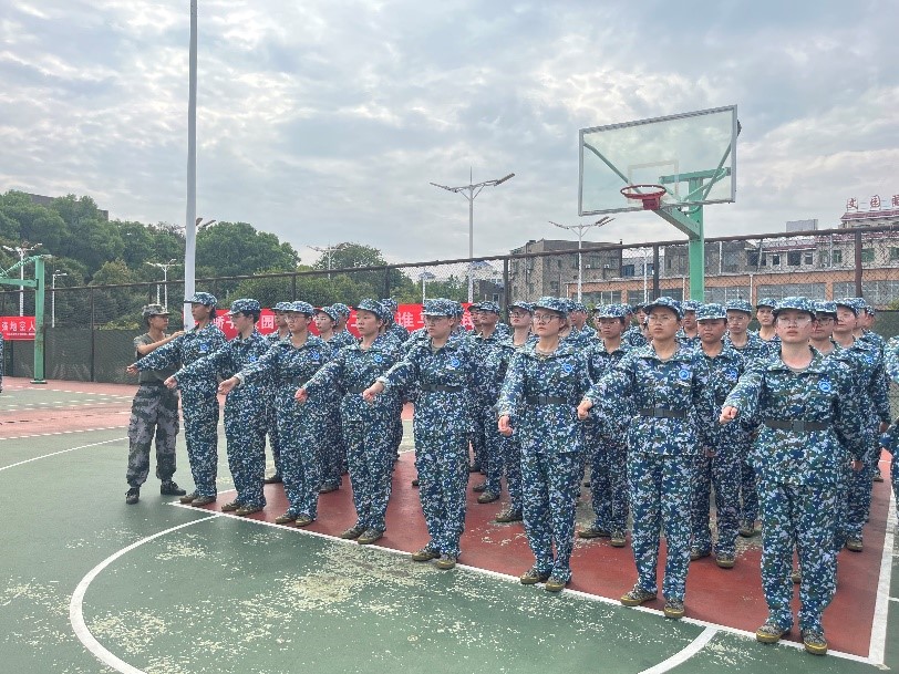 39d329f6bf624ec0a64b62c5ce49db04.jpg 4.jpg